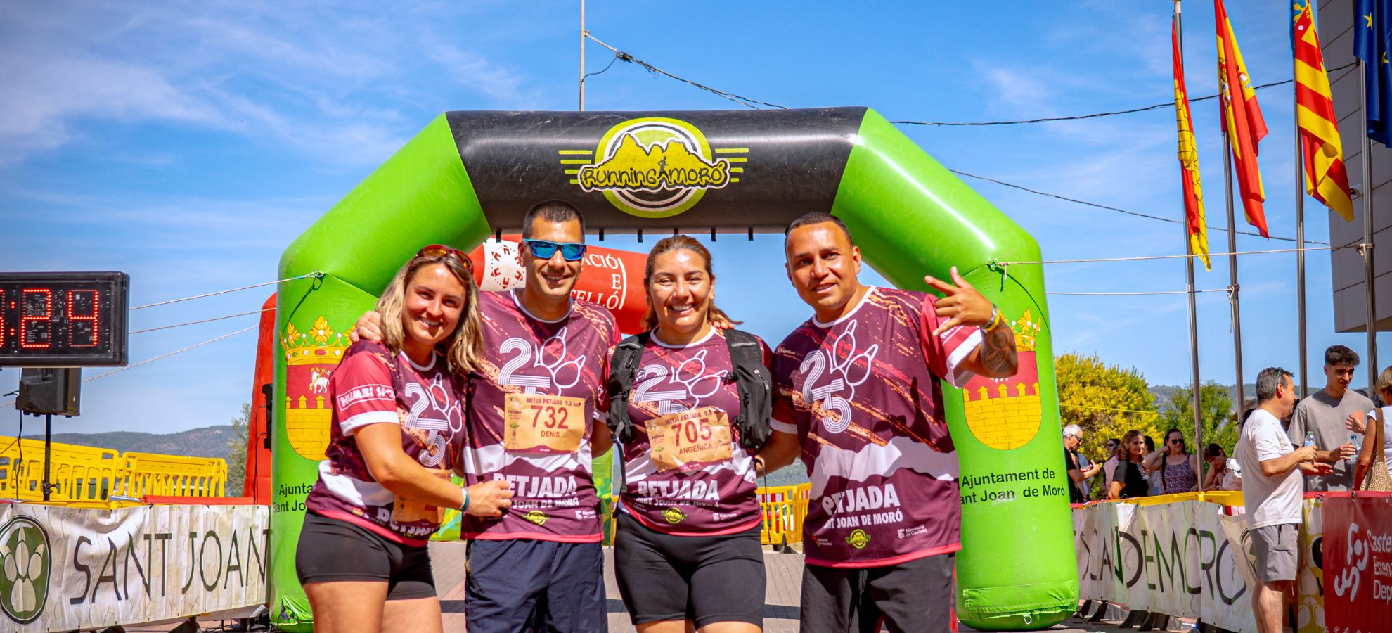 Ejemplo camisetas running personalizadas evento petjada camisetas running personalizadas
